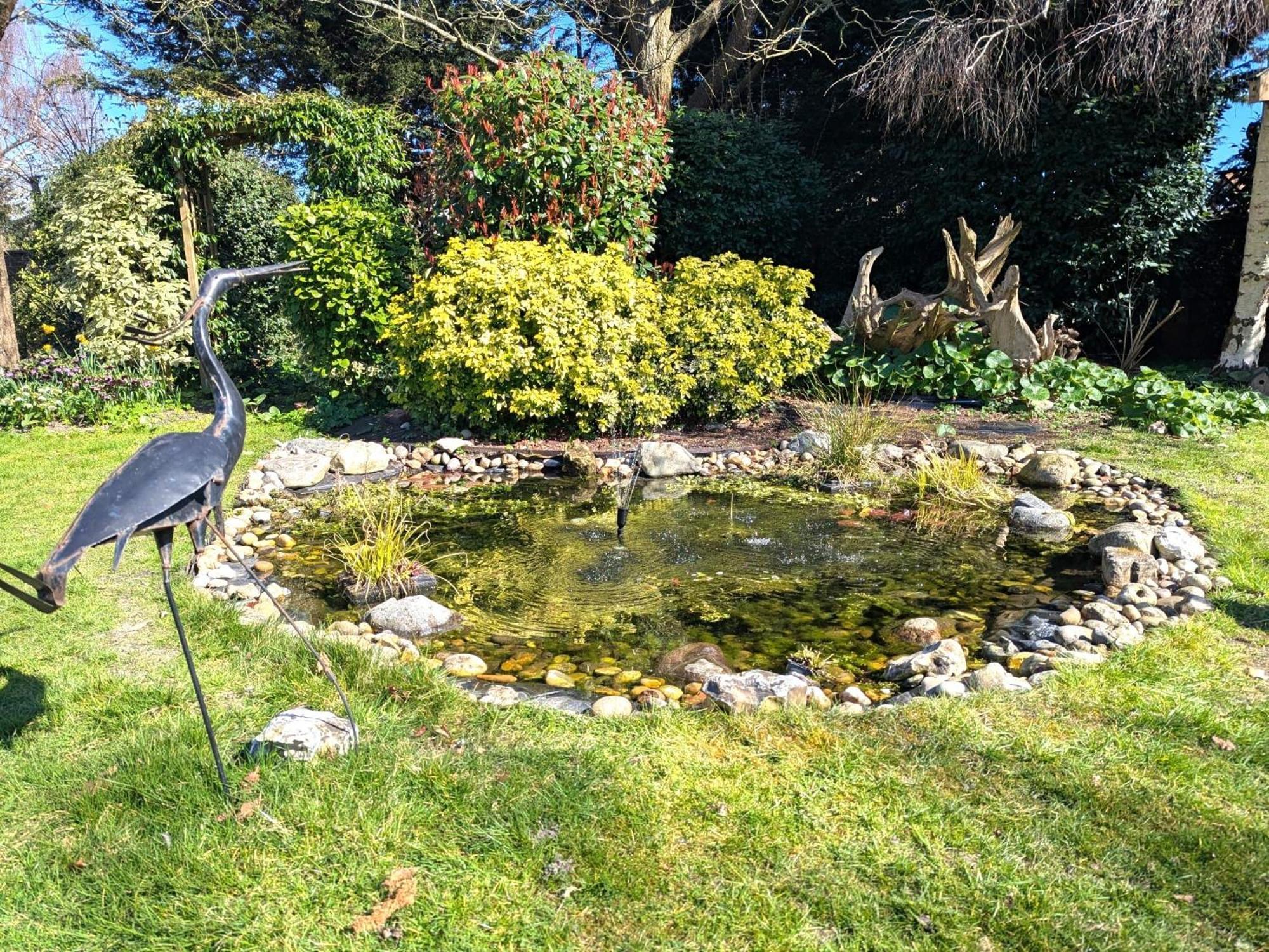 Georgian 2 Bedroom Apartment In Chichester With Free Parking - Chichester Holiday Properties Kültér fotó